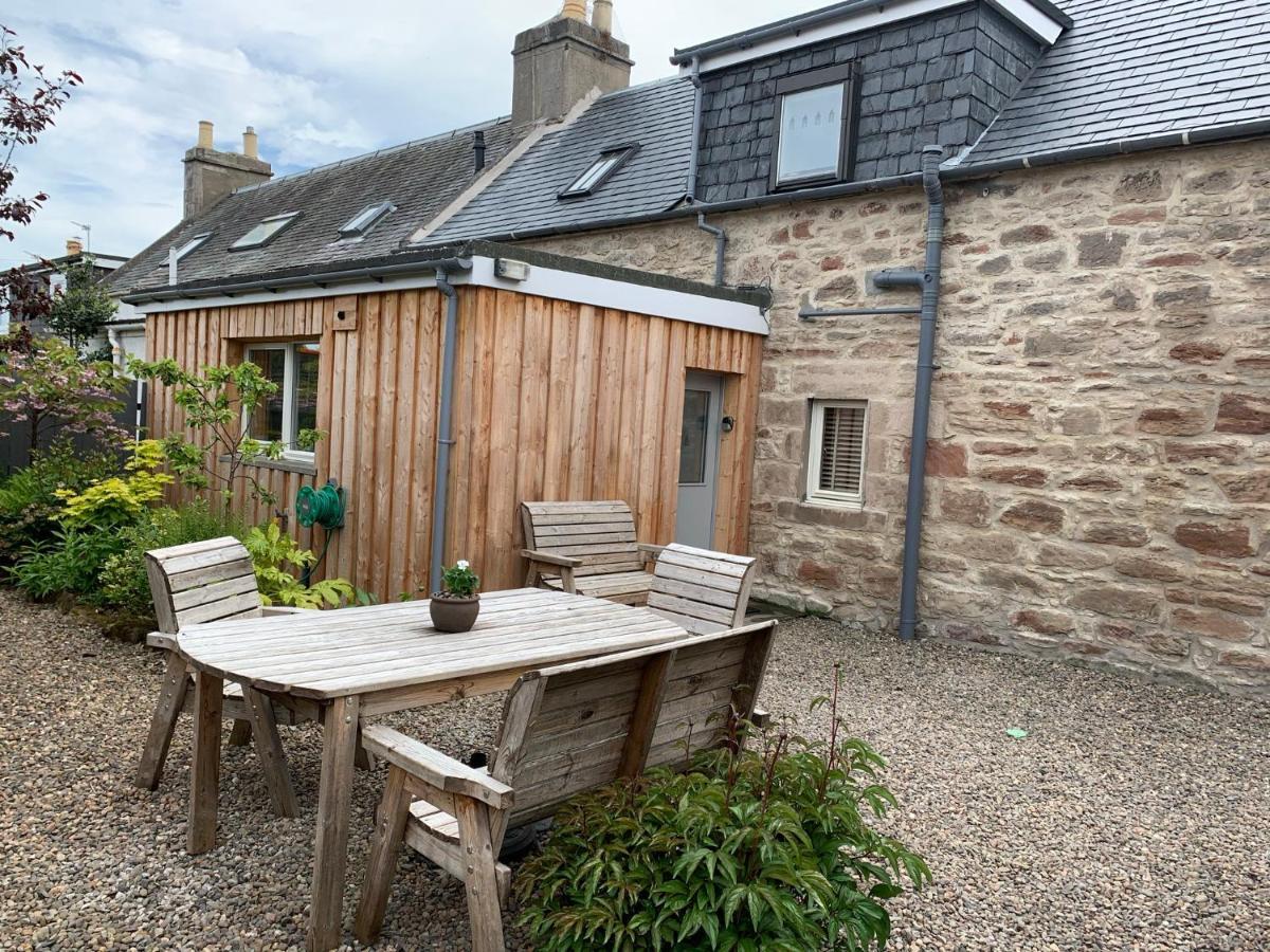 Rileys Cottage Nairn Exterior photo